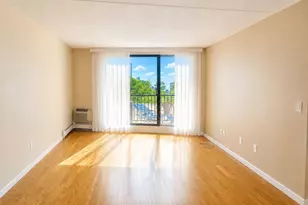 1155 Warburton Ave, Yonkers, NY 10701 - Photo 10
