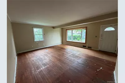 25 Monterey Place, Yonkers, NY 10710 - Photo 8