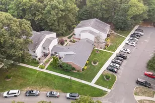 221 Springmeadow Dr, Holbrook, NY 11741 - Photo 14