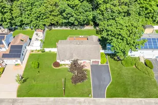 25 Walter Dr, Nesconset, NY 11767 - Photo 4