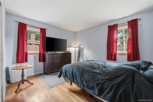 371 Hewlett Ave, Patchogue, NY 11772 - Photo 16