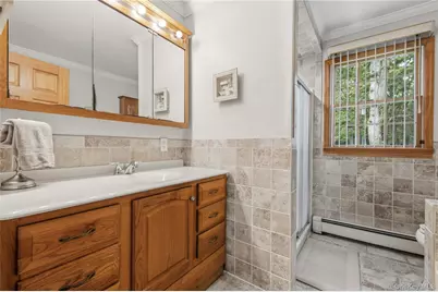 371 Hewlett Avenue, Patchogue, NY 11772 - Photo 12