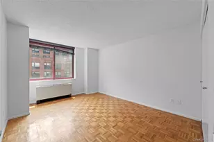 4-74 48th Ave, Long Island City, NY 11109 - Photo 12