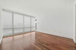 5 Renaissance, White Plains, NY 10601 - Photo 26