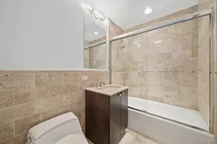 5 Renaissance, White Plains, NY 10601 - Photo 20