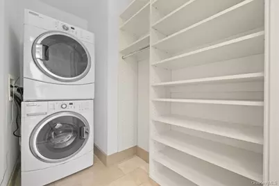 5 Renaissance #18E, White Plains, NY 10601 - Photo 32