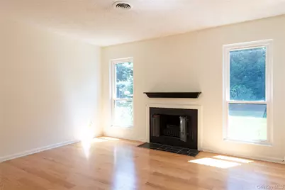 32 North Loop, Rhinebeck, NY 12572 - Photo 10