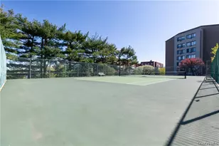 703 Pelham Rd, New Rochelle, NY 10805 - Photo 16
