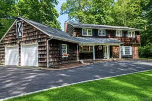 21 Wilderness Rd, Nissequogue, NY 11780 - Photo 2