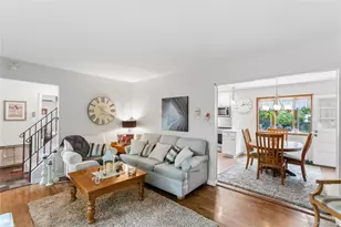 1359 Manor Ln, Bay Shore, NY 11706 - Photo 8