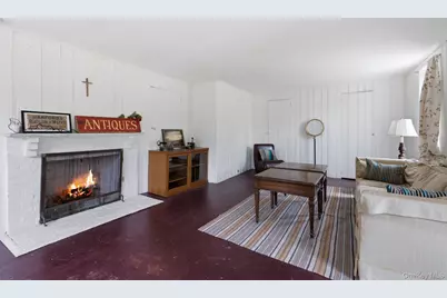 1680 N Sea Road, Southampton, NY 11968 - Photo 2