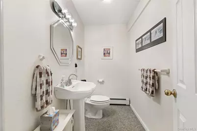 25 Cocoa Lane, Newburgh, NY 12550 - Photo 32