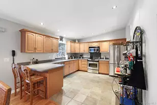 25 Cocoa Ln, Newburgh, NY 12550 - Photo 12