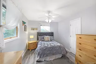 25 Cocoa Ln, Newburgh, NY 12550 - Photo 18