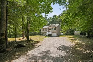 135 Old Forestburg Rd, Sparrow Bush, NY 12780 - Photo 2