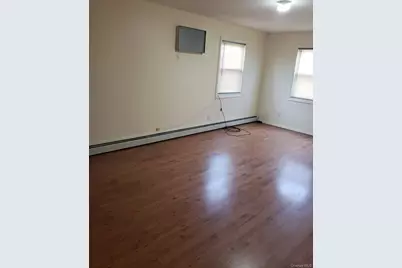 22724 Murdock Avenue, Queens Village, NY 11429 - Photo 4