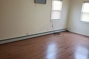 227-24 Murdock Ave, Queens Village, NY 11429 - Photo 4