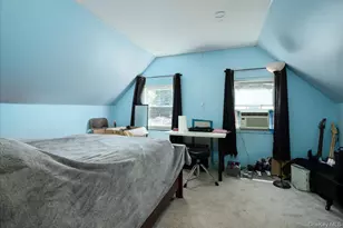 9 Skimmer Ln, Levittown, NY 11756 - Photo 14