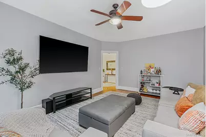 185 Atlantic Avenue #C11, Lynbrook, NY 11563 - Photo 8