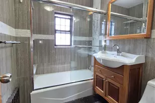 20-33 28th St, Astoria, NY 11105 - Photo 6