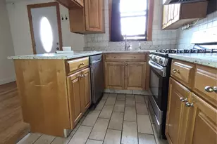 20-33 28th St, Astoria, NY 11105 - Photo 2