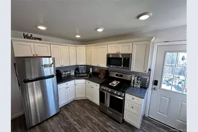 7 Lori Court, Northport, NY 11768 - Photo 4