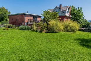 266 Grand St, Newburgh, NY 12550 - Photo 8