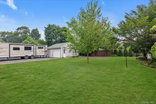 16 Verleye Ave, East Northport, NY 11731 - Photo 20