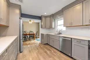 16 Verleye Ave, East Northport, NY 11731 - Photo 6