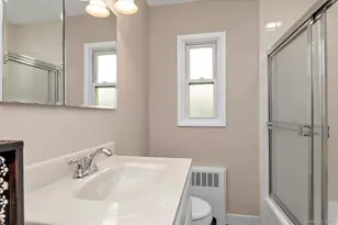 16 Verleye Ave, East Northport, NY 11731 - Photo 12