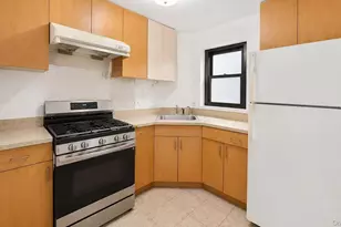 132-59 41st Rd, Flushing, NY 11355 - Photo 4