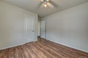 123 Cherubina Ln, North Babylon, NY 11703 - Photo 10