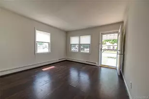 123 Cherubina Ln, North Babylon, NY 11703 - Photo 4