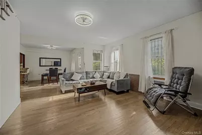 4971 Henry Hudson Parkway W #4971, Bronx, NY 10471 - Photo 2