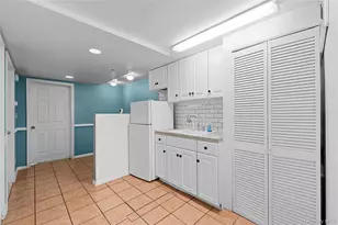 67-01 Eliot Ave, Middle Village, NY 11379 - Photo 20