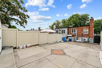 67-01 Eliot Avenue, Middle Village, NY 11379 - Photo 28