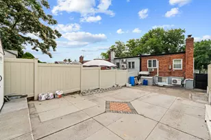 67-01 Eliot Ave, Middle Village, NY 11379 - Photo 28