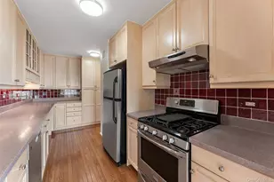 615 Palmer Rd, Yonkers, NY 10701 - Photo 10
