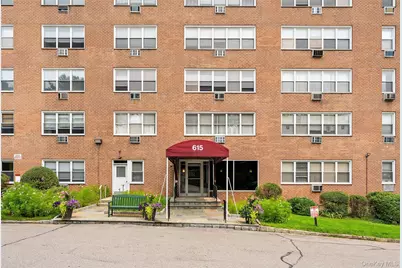 615 Palmer Road #806, Yonkers, NY 10701 - Photo 1