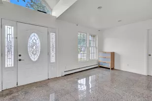 1431 Brooklyn Blvd, Bay Shore, NY 11706 - Photo 10