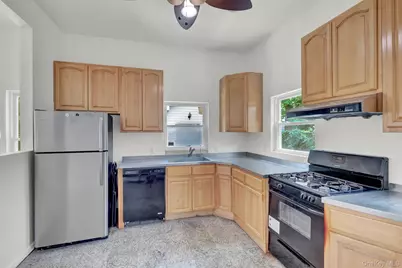 1431 Brooklyn Boulevard, Bay Shore, NY 11706 - Photo 22