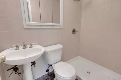 1431 Brooklyn Boulevard, Bay Shore, NY 11706 - Photo 16