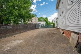 15 Bulkley Ave, Port Chester, NY 10573 - Photo 4