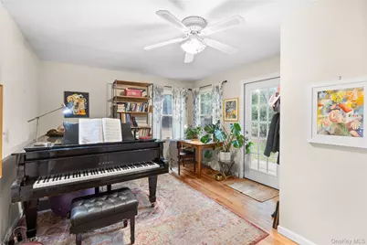 27 Glen Drive, Sound Beach, NY 11789 - Photo 20
