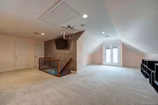 37 Crescent Cove Cir, Seaford, NY 11783 - Photo 32