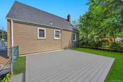 15 Irving Johnson Street, East Northport, NY 11731 - Photo 8