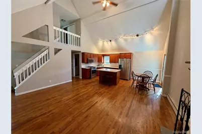 19 Farmstead Road, New Windsor, NY 12553 - Photo 6
