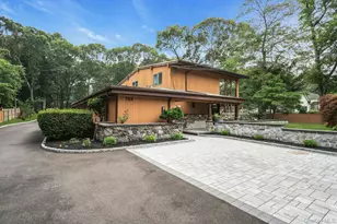 764 Vanderbilt Pkwy, Dix Hills, NY 11746 - Photo 2