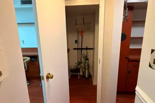 155 W 68th St, New York, NY 10023 - Photo 16