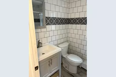 180 Adirondack Drive, Selden, NY 11784 - Photo 8